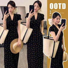 批发孕妇装2026夏装新品气质波点辣妈洋气<b class='q'>修身</b>显瘦V领长款针织连衣裙