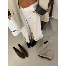 批发2025秋冬<b class='q'>简约</b>新款复古绒面方头秋冬新款方头瘦瘦短靴