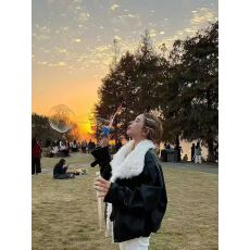 批发2025冬季新款韩版宽松显瘦加厚羊羔毛一体大翻领pu皮衣短外套女潮