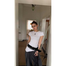 批发爆款<b class='q'>针织衫</b>短袖T恤女圆领套头修身显瘦百搭正肩纯色潮配皮带