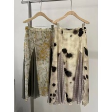 批发AKSKYLAN<b class='q'>复古</b>格纹拼接印花A字半身裙女春季设计感不规则显瘦长裙