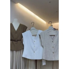 批发复古V领短款西装马甲女2026<b class='q'>新款</b>小个子马夹外套无袖坎肩显瘦上衣