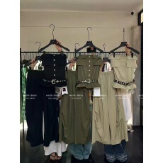 批发2026春季<b class='q'>新款</b>抹胸上衣显瘦辣妹吊带+褶皱阔腿裤工装裤女套装