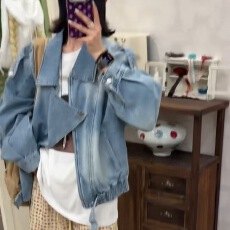 批发韩版通勤风做旧水洗牛仔外套女秋冬新款短款立领夹克<b class='q'>百搭</b>宽松上衣