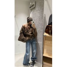 批发秋季新款小香风蝙蝠袖针织开衫+纽扣设计针织抹胸高级感两件套女