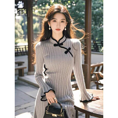 批发新中式国风针织长袖连衣裙今年流行盘扣淑女修身包臀长裙搭配大衣