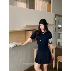 批发简约百搭夏季<b class='q'>针织衫</b>女新款学院风修身短袖<b class='q'>条纹</b>上衣