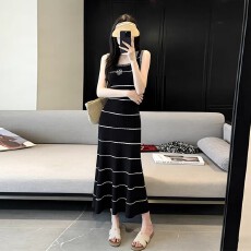 批发新款春夏季千金风黑白条纹无袖针织连衣裙<b class='q'>修身</b>显瘦<b class='q'>打底裙</b>背心长裙