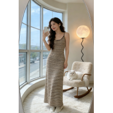 批发火火火摩卡慕斯<b class='q'>韩版</b>条纹针织吊带连衣裙女温柔打底春季背心裙