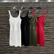 批发韩国时尚森系冰丝气质吊带背心连衣裙欧美轻奢精致<b class='q'>OL</b>内搭沙滩短裙