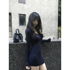 批发韩国V领长袖针织连衣裙女秋冬内搭纯欲风紧身配大衣打底包臀短裙