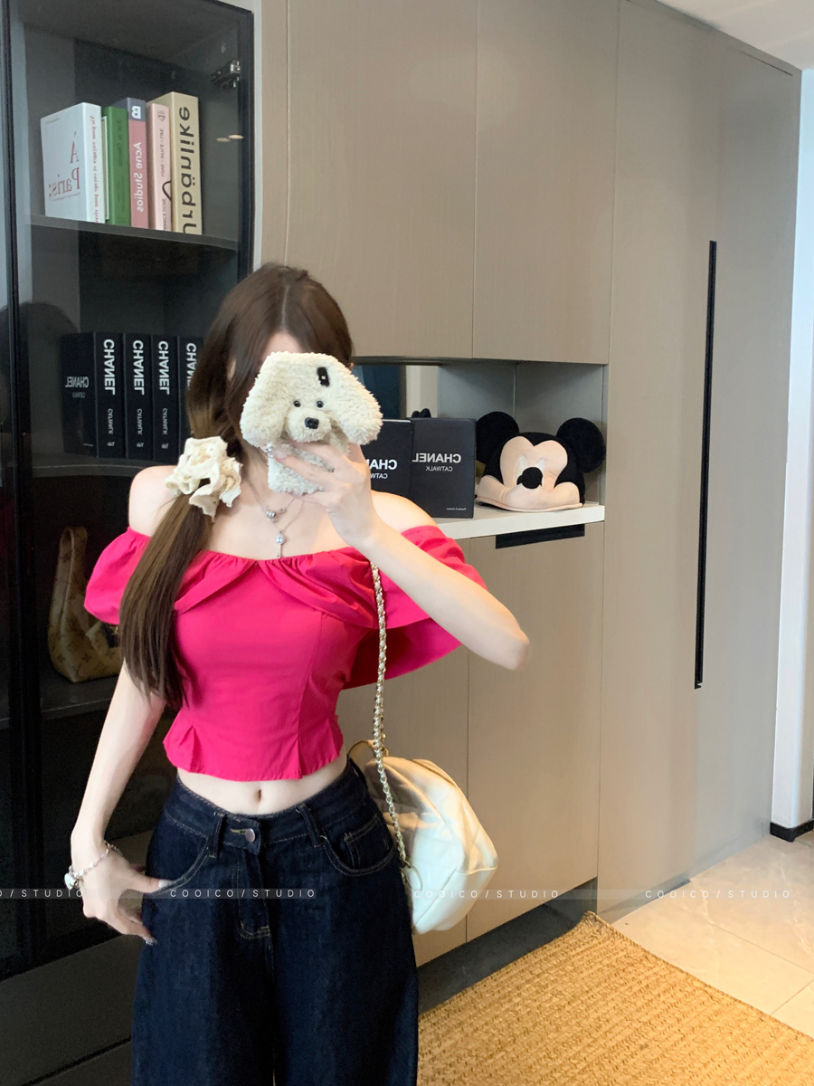 FA33801# 大码设计感辣妹一字领抹胸泡泡袖上衣火龙果色显白短款衬衫 服裝批發女裝批發服飾貨源