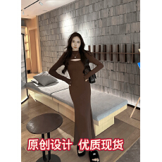 气质女神拼接连衣裙