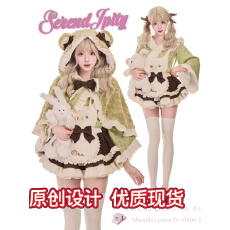 批发冬季新款<b class='q'>可爱</b>少女甜美连帽蝴蝶结斗篷上衣拼接蓬蓬背带短裙三件套