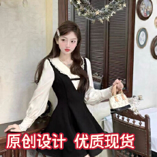 批发掐腰绝绝子蕾丝<b class='q'>娃娃领</b>收腰小黑裙