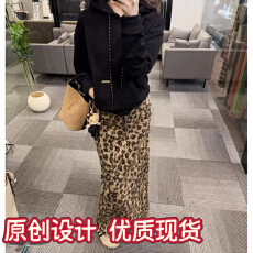 批发<b class='q'>豹纹</b>高腰长裙2025年冬季新款时尚休闲连帽卫衣套装