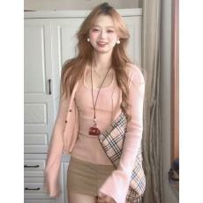 批发韩系粉色氛围感针织吊带开衫两件套女秋季修身显瘦外套上衣<b class='q'>套装</b>