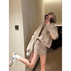 批发设计感<b class='q'>宽松</b>圆领黑色卫衣套装女装早秋新款小个子高级感穿搭两件套
