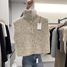 批发韩系慵懒风秋冬新款时尚百搭高领单排扣休闲针织马甲女背心潮ins