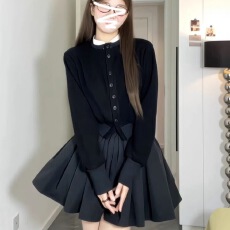 批发2025<b class='q'>新款</b>短裙黑色针织气质两件套外套<b class='q'>新款</b>高级套装蓬蓬<b class='q'>半身裙</b>ins