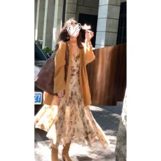 批发秋冬新款法式碎花吊带<b class='q'>连衣裙</b>+<b class='q'>宽松</b>毛衣外套显瘦两件套女