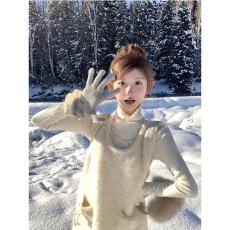 批发韩系甜美风高领背心短裙女冬设计感修身显瘦白色打底衫两件套套装