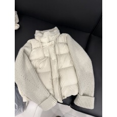 批发<b class='q'>韩国</b>针织拼接轻薄排骨棉服女装2025年冬季新款毛衣袖巨好看外套