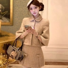 批发早秋冬新款法式富家千金韩剧小香风穿搭高级感上衣短裙两件套<b class='q'>装</b>