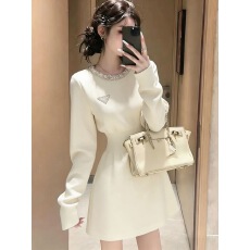 批发韩系温柔风富家千金高级感穿搭秋冬季小香风气质时尚针织<b class='q'>连衣裙</b>女