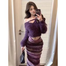 批发软糯美式慵懒风毛衣套<b class='q'>装</b>女新款短款性感露肩新年紫色v领针织上衣