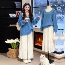 批发秋冬ootd穿搭一整套韩系温柔风蓝色针织毛衣碎花<b class='q'>打底衫</b>半身裙套装