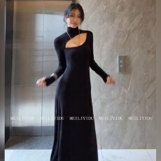 批发<b class='q'>大码</b>黑色性感镂空长袖<b class='q'>连衣裙</b>法式高领气质修身内搭长裙