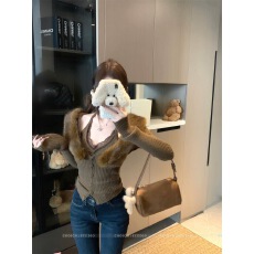 批发复古咖色毛毛拼接长袖针织开衫女冬季套装蕾丝挂脖吊带<b class='q'>背心</b>