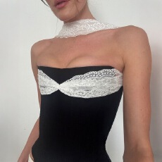 批发法式简约小众设计感撞色蕾丝拼接修身显瘦<b class='q'>百搭</b>挂颈抹胸背心女秋