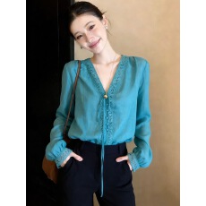 批发孔雀蓝衬衫女长袖春季2026新款高级轻奢好看气质绝美漂亮V领衬衣