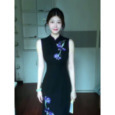 批发新中式绝美旗袍改良年轻款少女高级感日常可穿紫色兰花刺绣<b class='q'>连衣裙</b>