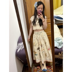 批发2026夏季古董感星星<b class='q'>印花</b>短袖衬衫女高腰水彩重绘<b class='q'>印花</b>半身裙两件套