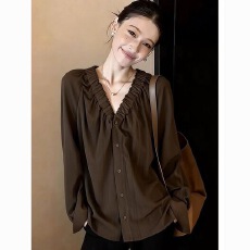 批发法式设计感V领<b class='q'>长袖</b><b class='q'>衬衫</b>女2026春季新款时尚百搭韩系<b class='q'>衬衣</b>洋气上衣