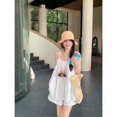 批发简约俏皮休闲套装女夏季新款吊带背心上衣阔腿高腰短裤两件套