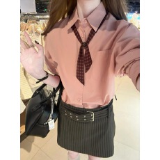 批发韩系高级感粉色Polo领长袖衬衫女春夏高腰<b class='q'>条纹</b>A字裙<b class='q'>半身裙</b>两件套