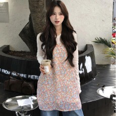 批发碎花吊带长袖打底衫套装女2026超火开春穿搭巨好看休闲独特设计感