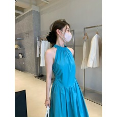 批发韩系简约挂脖露背系带收腰连衣裙女夏季气质减龄修身显瘦a字长裙