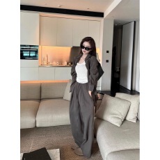 批发2026年春夏季新款女装套装慵懒风时尚百搭显瘦衬衫抽绳阔腿裤裤子