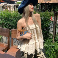 批发2026夏季新款时尚设计感甜美小个子百搭蕾丝钩花吊带叠穿上衣女潮