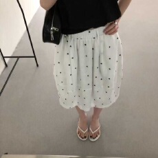 批发黑白波点<b class='q'>半身裙</b> 透气 高腰显瘦 百搭不挑身材圆点a字印花<b class='q'>黑色</b>