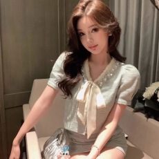 批发新款外穿高级感小香风套装裙两件套撞色翻领<b class='q'>上衣</b>短裙气质套装