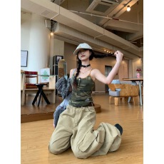 批发美式街头设计感迷彩撞色吊带背心女夏季修身显瘦短款上衣