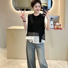 批发<b class='q'>韩版</b>黑色假两件短袖衬衫女夏季<b class='q'>大码</b>胖MM宽松显瘦衬衣洋气减龄上衣