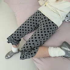 批发韩系学院风叠穿搭配<b class='q'>打底裤</b>夏季新款运动少女风黑白波点花边五分裤