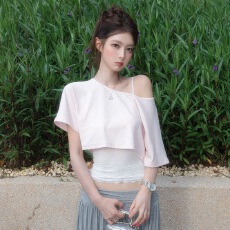 批发夏日韩版纯欲粉色斜肩短款T恤女设计叠穿蕾丝吊带背心<b class='q'>套装</b>两件套